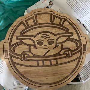 Brand New The Mandalorian - Grogu 10" Round Serving Board